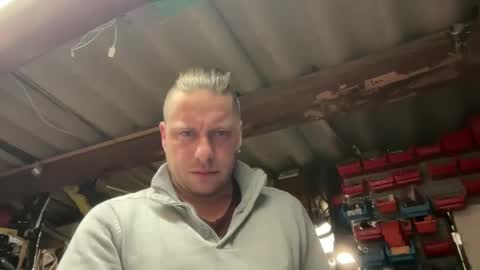 Snapshot of chris164 chatting on 12-22-24, 07:00 Chris online show from 12-22-24, 07:00