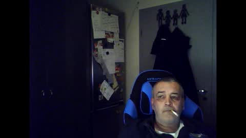 Chris online show from 12-20-25, 02:57