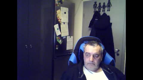 Snapshot of chris250268 chatting on 03-01-26, 06:48 Chris online show from 03-01-26, 06:48