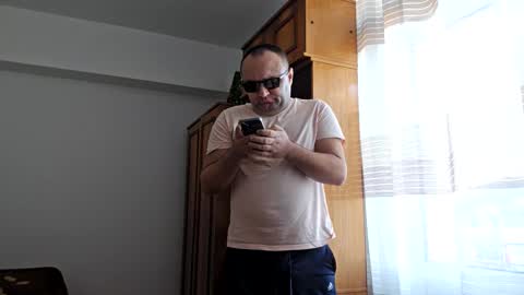 Snapshot of chris_01_25 chatting on 12-19-24, 11:39 chris 01 25 online show from 12-19-24, 11:39