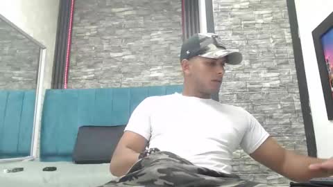 chris_dick2 online show from 11-28-25, 05:54