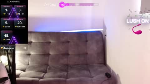 cris         Twitter magnum101010 insta magnumc20 online show from 02-17-25, 03:53