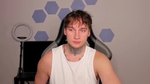 Chris Tyson online show from 10-19-25, 08:53