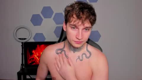 Chris Tyson online show from 10-22-25, 09:36