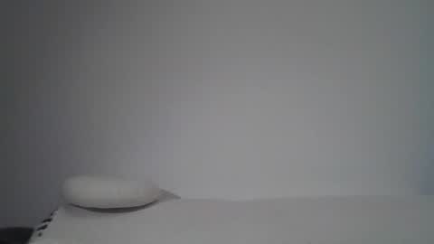 Snapshot of chrisaron chatting on 09-09-25, 03:06 chrisaron online show from 09-09-25, 03:06