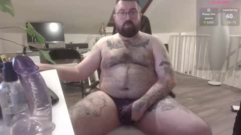 Snapshot of chriscubxxx chatting on 01-09-26, 05:04 chriscubxxx online show from 01-09-26, 05:04