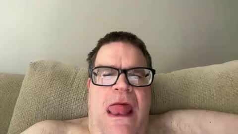 Snapshot of chrisd6066 chatting on 05-07-26, 12:54 Chris online show from 05-07-26, 12:54