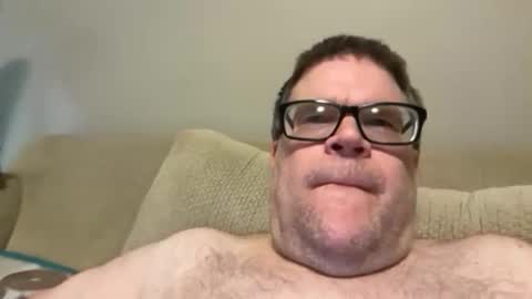 Snapshot of chrisd6066 chatting on 05-09-26, 02:22 Chris online show from 05-09-26, 02:22