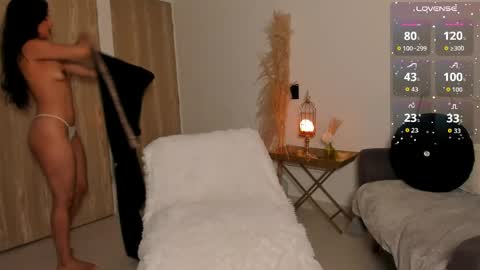 Chrishell online show from 06-04-26, 08:04