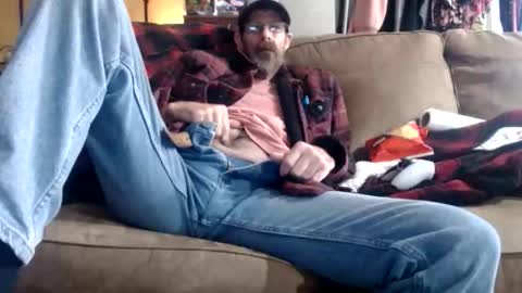 chrisintn online show from 11-17-25, 05:08