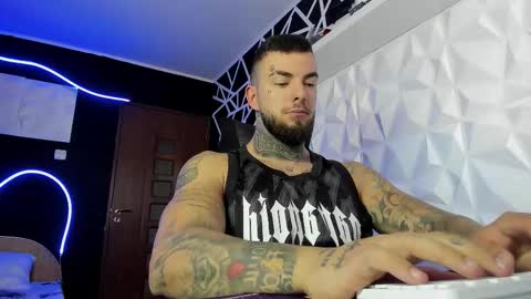 Snapshot of chrisjordan666 chatting on 10-21-25, 05:41 Chris Jordan online show from 10-21-25, 05:41