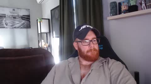 Snapshot of chrismg89 chatting on 10-06-25, 08:28 chrismg89 online show from 10-06-25, 08:28