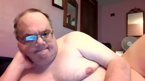 Snapshot of chrismini312 chatting on 05-20-26, 12:11 Chris The Jerk Off King online show from 05-20-26, 12:11