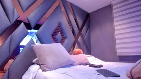 chrismorgan24 online show from 11-19-25, 09:59