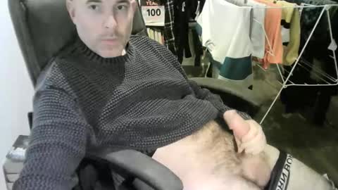 Snapshot of chrisprngr chatting on 03-09-26, 08:24 chrisprngr online show from 03-09-26, 08:24