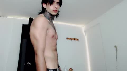 Snapshot of chriss_opp chatting on 02-18-25, 09:54 CHRIS  INDEPENT MODEL online show from 02-18-25, 09:54
