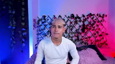 Christian Wang online show from 04-12-26, 10:59