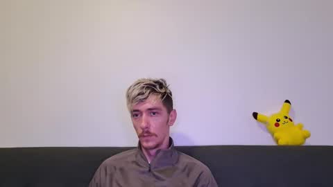 Christopher online show from 12-18-25, 01:11