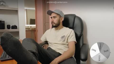 Cardamomo online show from 11-14-25, 03:05