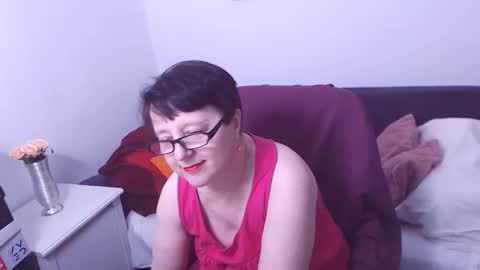 Christa online show from 10-15-25, 12:44