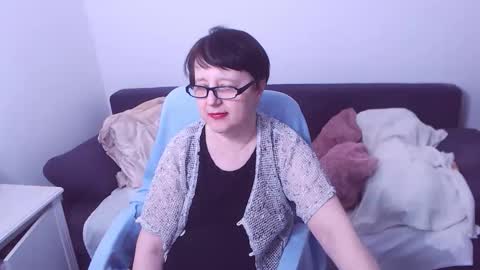 Christa online show from 04-19-26, 06:10