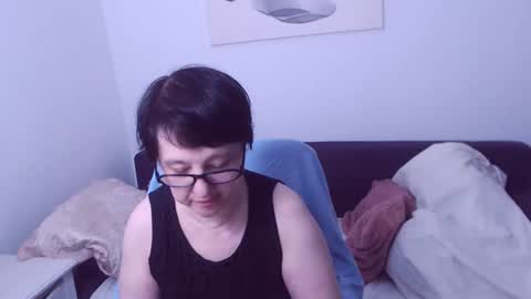 Snapshot of christarose chatting on 07-05-26, 11:45 Christa online show from 07-05-26, 11:45