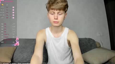 Snapshot of christian_di0r chatting on 09-30-25, 06:35 Christian PVT open online show from 09-30-25, 06:35