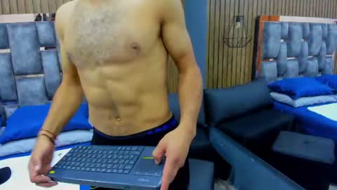 Snapshot of christian_lundgren chatting on 06-23-26, 03:37 Christian Lundgren online show from 06-23-26, 03:37