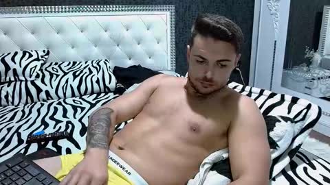 Snapshot of christianhot_ chatting on 10-23-25, 05:23 Master Gab online show from 10-23-25, 05:23