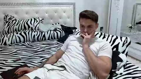 Snapshot of christianhot_ chatting on 11-23-25, 05:13 Master Gab online show from 11-23-25, 05:13