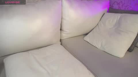 Snapshot of christianm_18 chatting on 02-09-25, 04:46 Chris online show from 02-09-25, 04:46