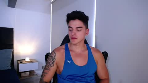 Snapshot of christianvalenzia chatting on 01-06-25, 04:34 Christian online show from 01-06-25, 04:34