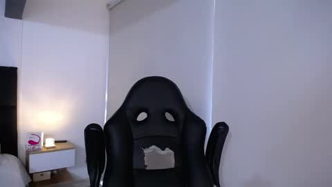 Snapshot of christianvalenzia chatting on 01-30-25, 12:37 Christian online show from 01-30-25, 12:37