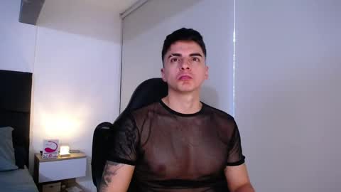 Snapshot of christianvalenzia chatting on 10-31-25, 10:00 Christian online show from 10-31-25, 10:00