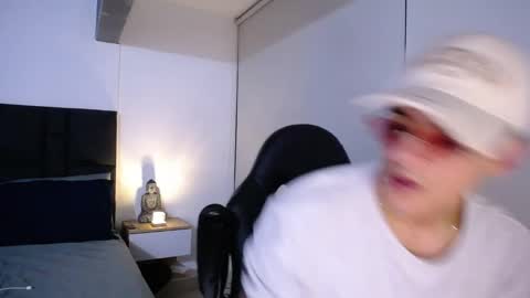 Christian online show from 11-12-25, 04:24