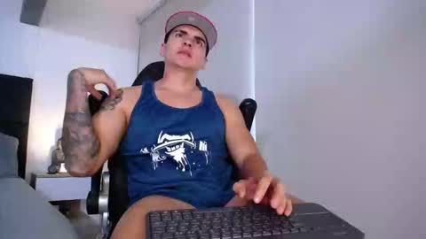 Snapshot of christianvalenzia chatting on 03-04-26, 01:50 Christian online show from 03-04-26, 01:50