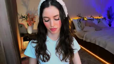 Snapshot of christinaconteeree chatting on 09-20-25, 11:22 christinaconteeree online show from 09-20-25, 11:22