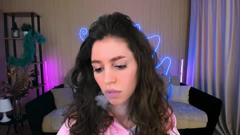Snapshot of christinaconteeree chatting on 09-25-25, 01:26 christinaconteeree online show from 09-25-25, 01:26