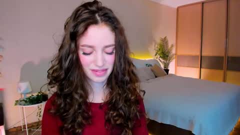 Snapshot of christinaconteeree chatting on 10-09-25, 01:53 christinaconteeree online show from 10-09-25, 01:53