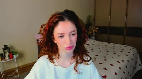christinaconteeree online show from 04-22-26, 03:20