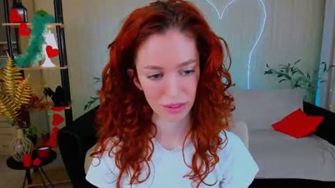 christinaconteeree online show from 07-16-26, 07:20