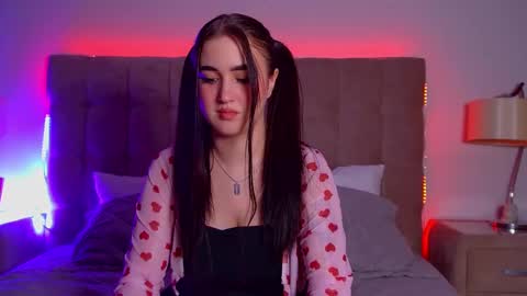 Christina online show from 03-10-25, 09:29