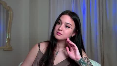 Christina online show from 10-03-25, 06:16