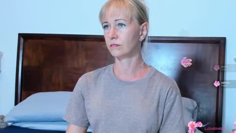 Christine -  online show from 01-07-25, 07:17