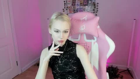 christine_jacksonn online show from 03-12-25, 12:53