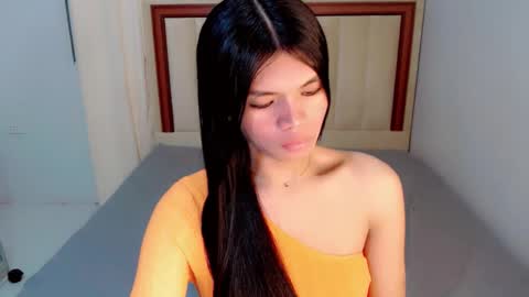 Snapshot of christine_slutt chatting on 10-14-25, 04:08 STEFFY online show from 10-14-25, 04:08