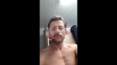 christopher338232 online show from 12-17-25, 04:07