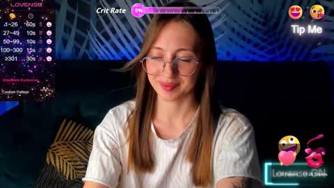 Snapshot of christycrayme chatting on 10-18-25, 03:42 ChristyCrayme online show from 10-18-25, 03:42