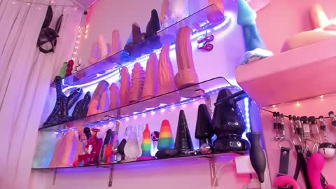 christy online show from 01-06-25, 02:04