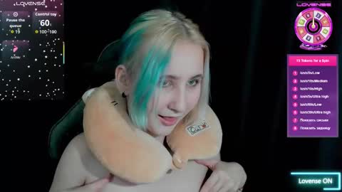 christyw3b online show from 11-21-25, 05:11